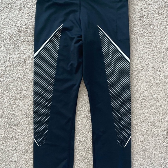 Nike Leggings - Picture 5 of 6
